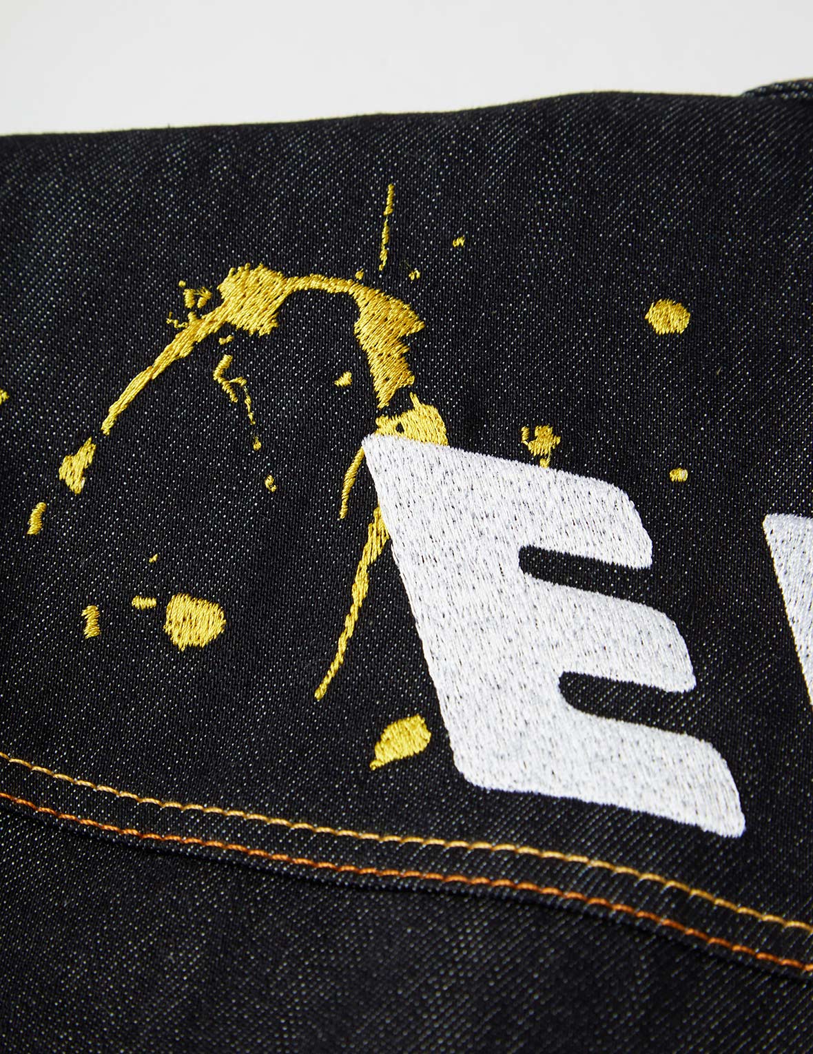 EVISU x Jean Michel Basquiat《無題》夾棉牛仔襯衫外套
