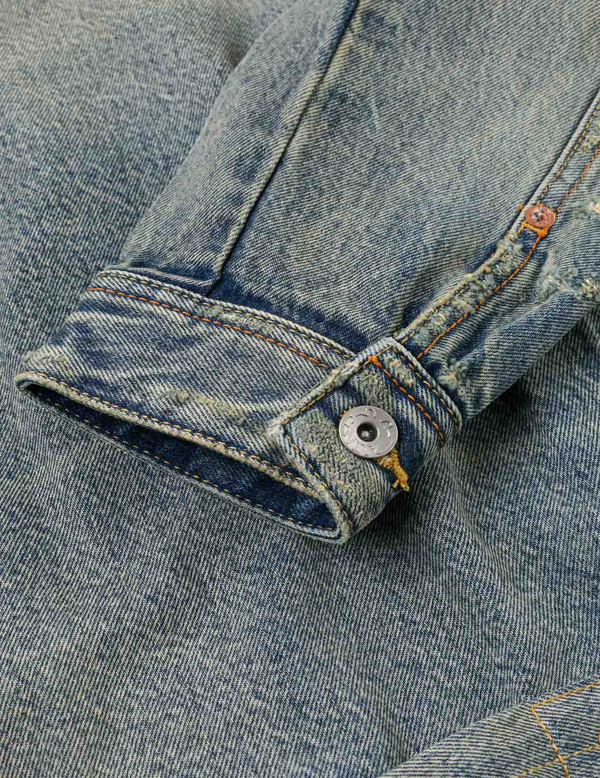 海鷗印花與破損商標布貼刺繡寬版休閒牛仔外套