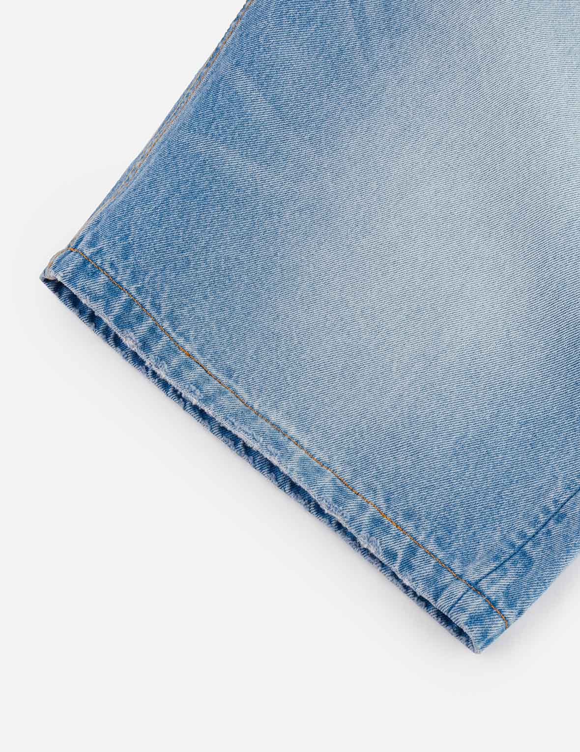 海鷗刺繡常規版型水洗牛仔短褲
