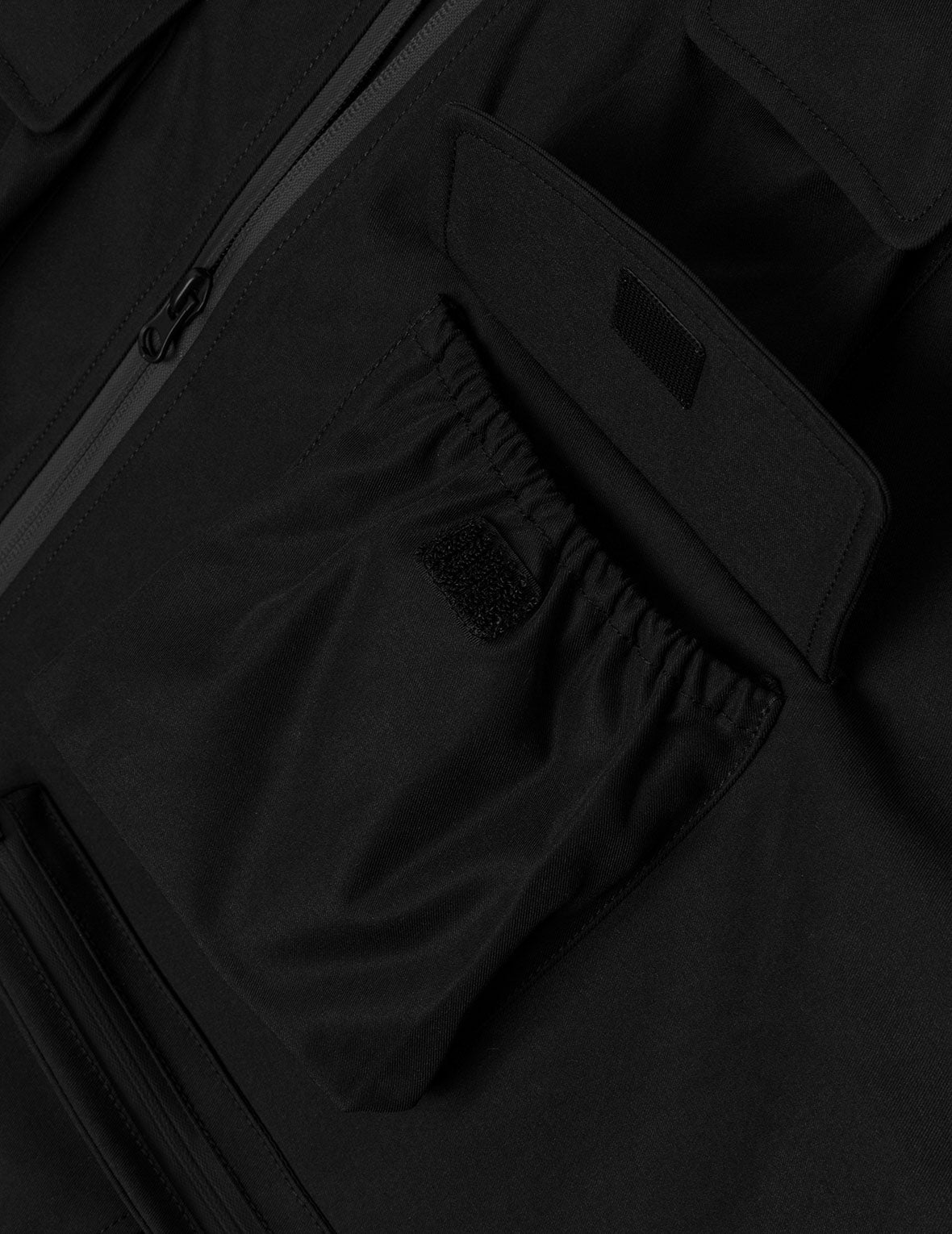 多口袋常規版型可拆卸連帽戶外外套