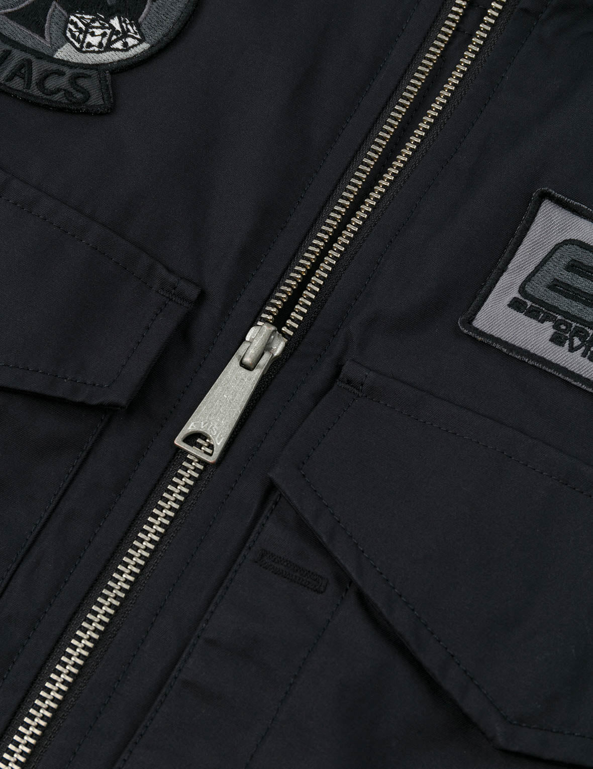 多重商標刺繡徽章常規版型夾棉飛行員外套