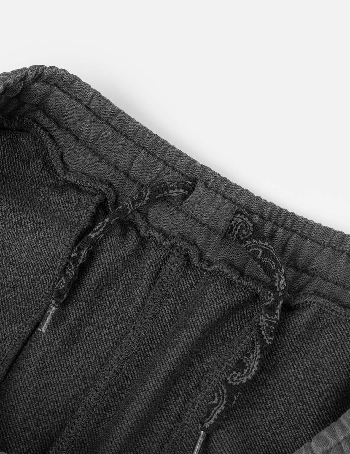 EVISUKURO E刺繡破損寬版運動褲