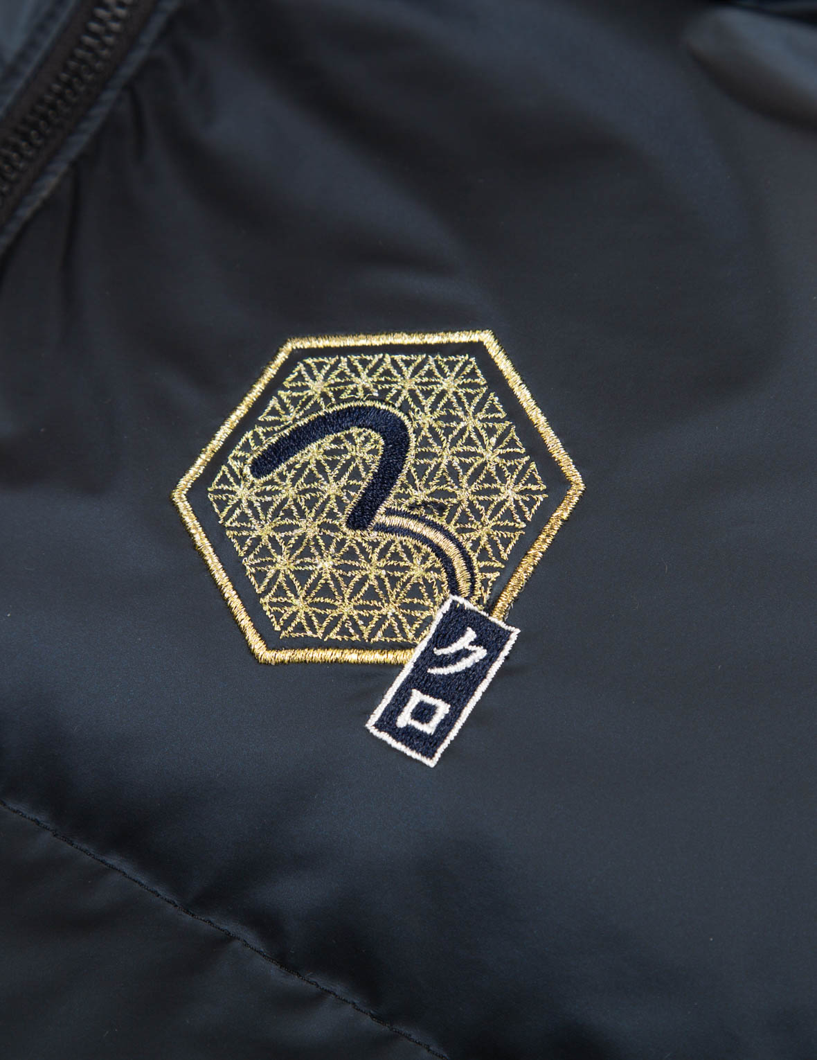 織錦圖案小海鷗刺繡羽絨外套