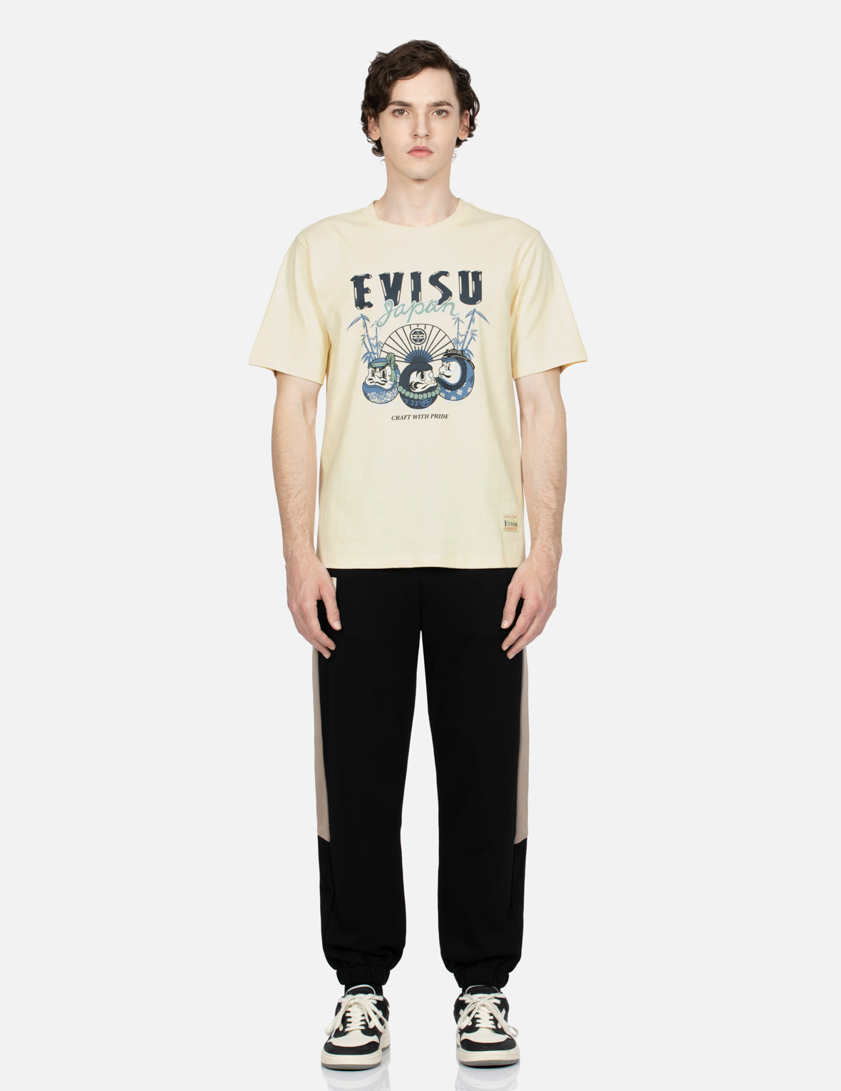 Kumadori Daruma Print Regular Fit T-shirt