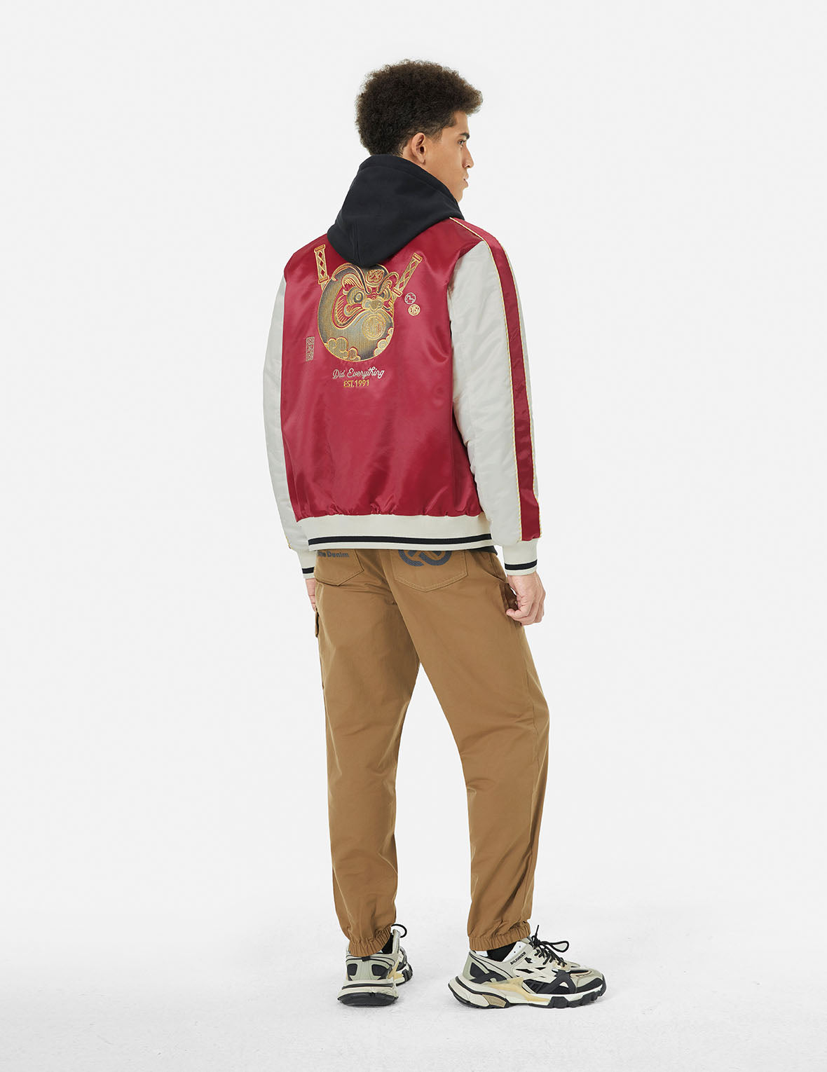 忍者達摩刺繡寬版休閒橫須賀外套