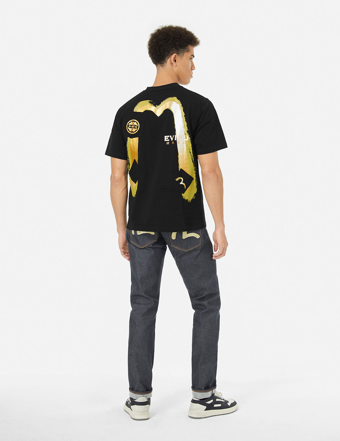 Multi-Pocket Print and Seagull Brushstroke Daicock Print Regular Fit T-Shirt