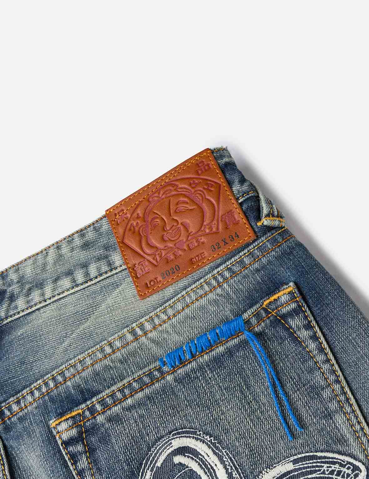 7 口袋設計海鷗刺繡洗水常規牛仔褲 #2000