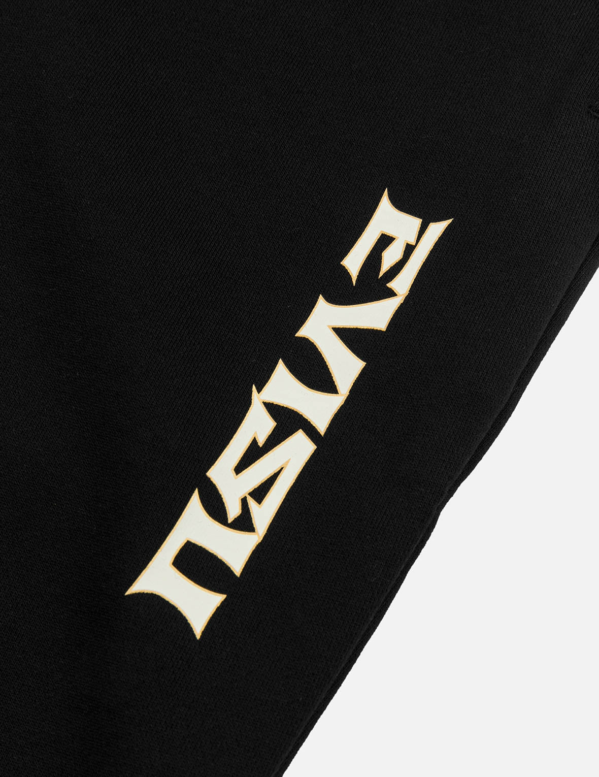 商標刺繡與仙鶴報恩大M印花常規版型運動褲