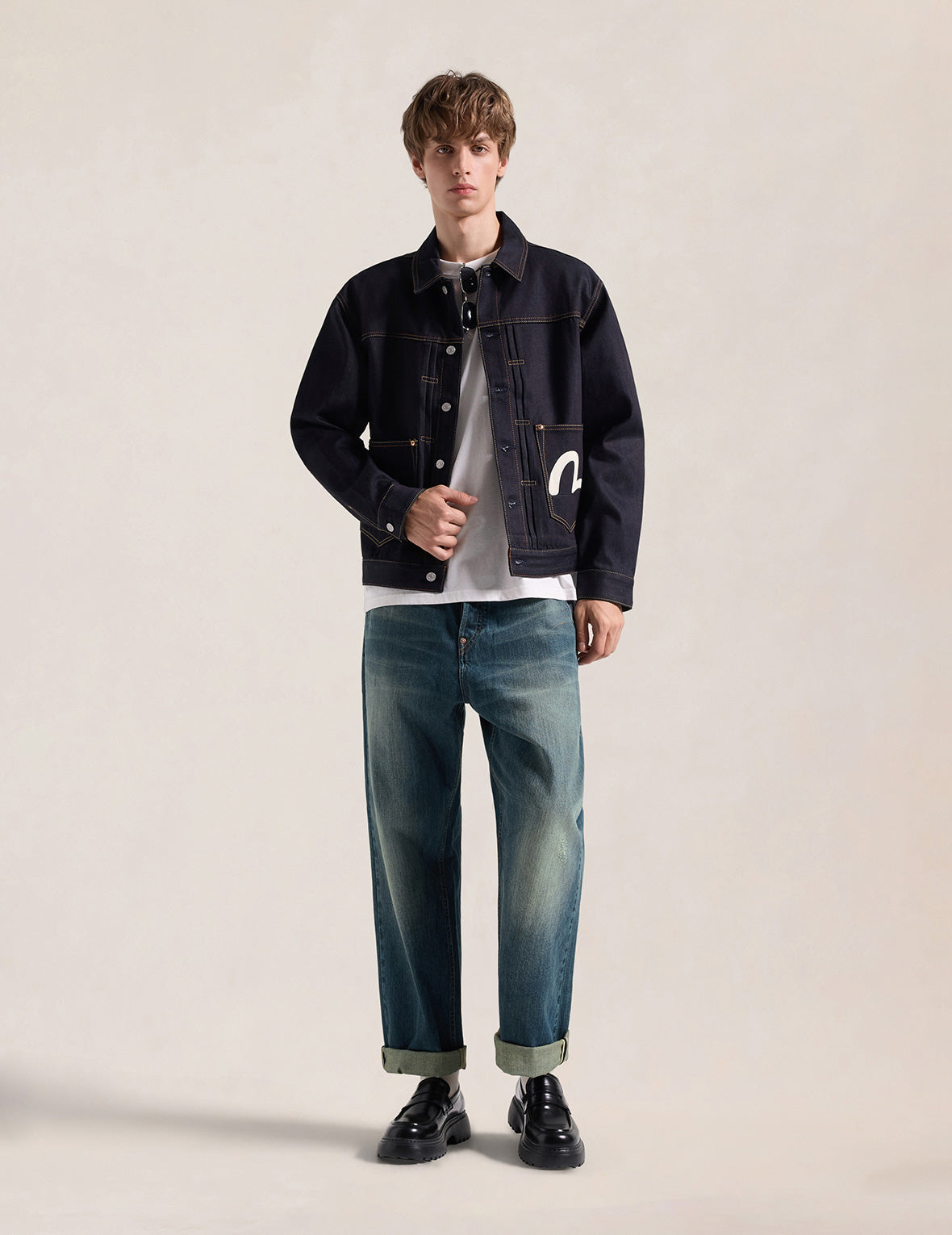White Seagull Classic Loose Fit Jeans #2038