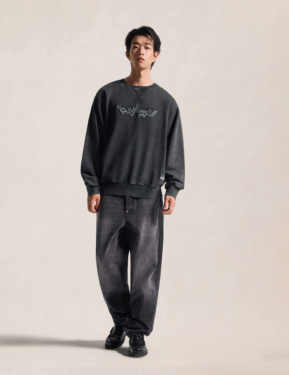 Daruma Appliqué Sweatshirt
