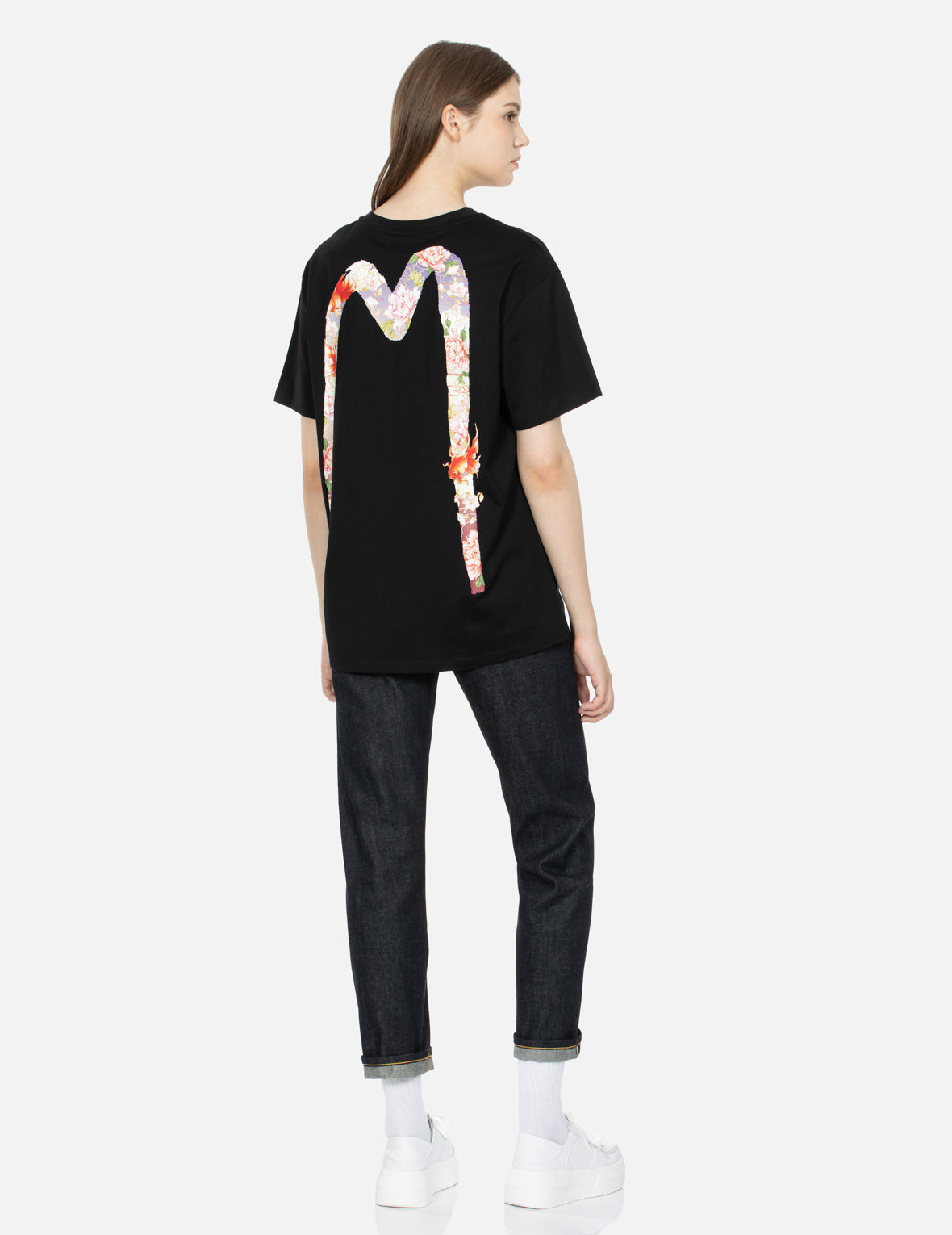 Goldfish and Floral Flow Brushstroke Daicock Print Boyfriend T-shirt