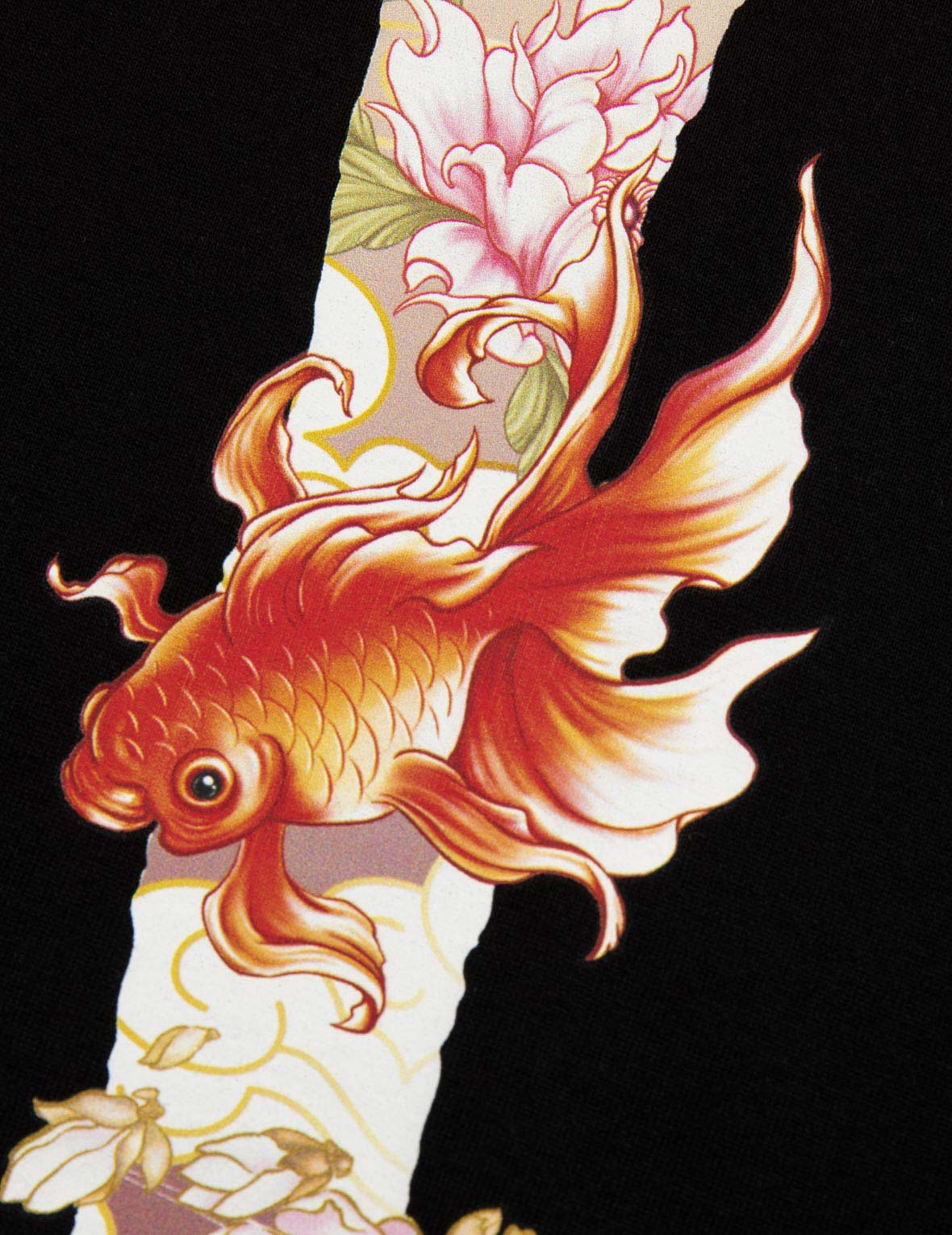 Goldfish and Floral Flow Brushstroke Daicock Print Boyfriend T-shirt