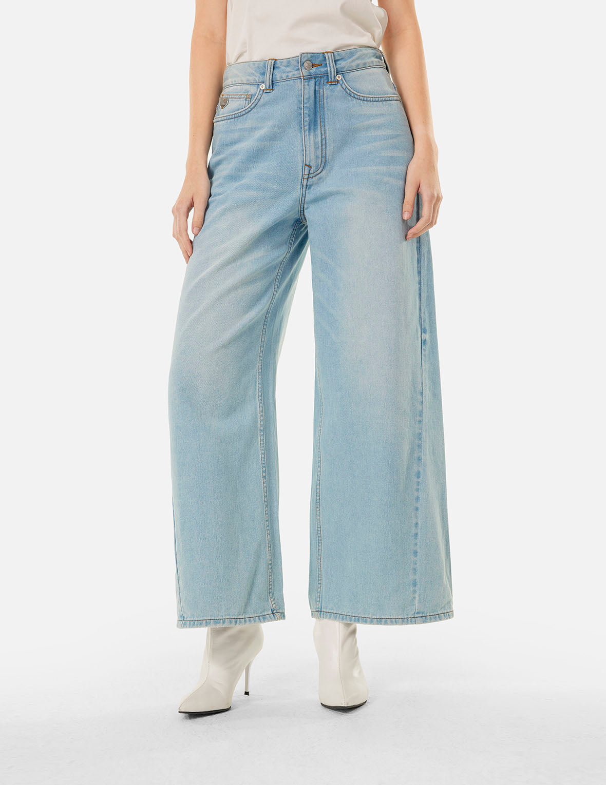 海鷗壓花鬆身闊腿牛仔褲