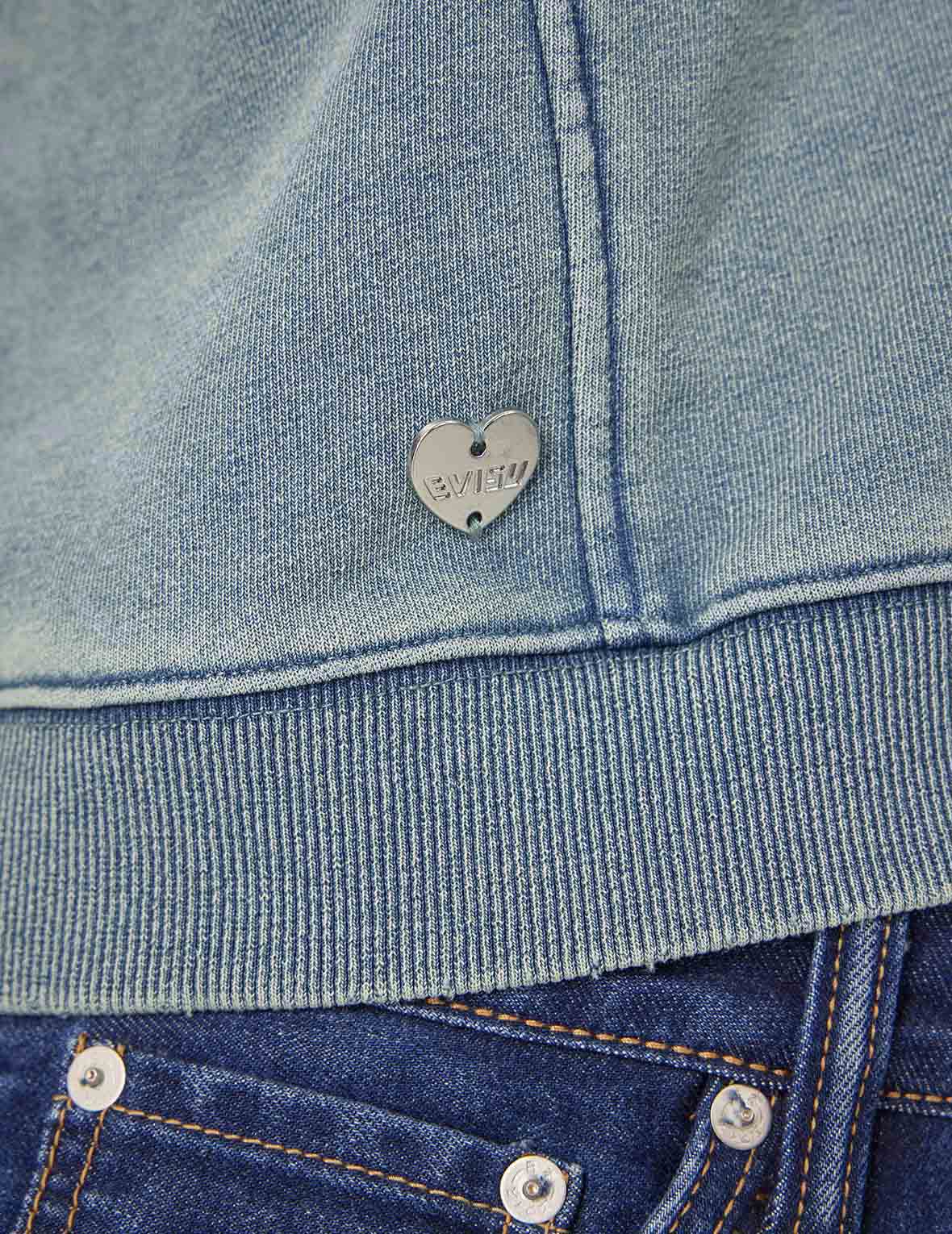 Distressed Appliqué Embroidery Washed Fashion Fit Cropped Sweatshirt