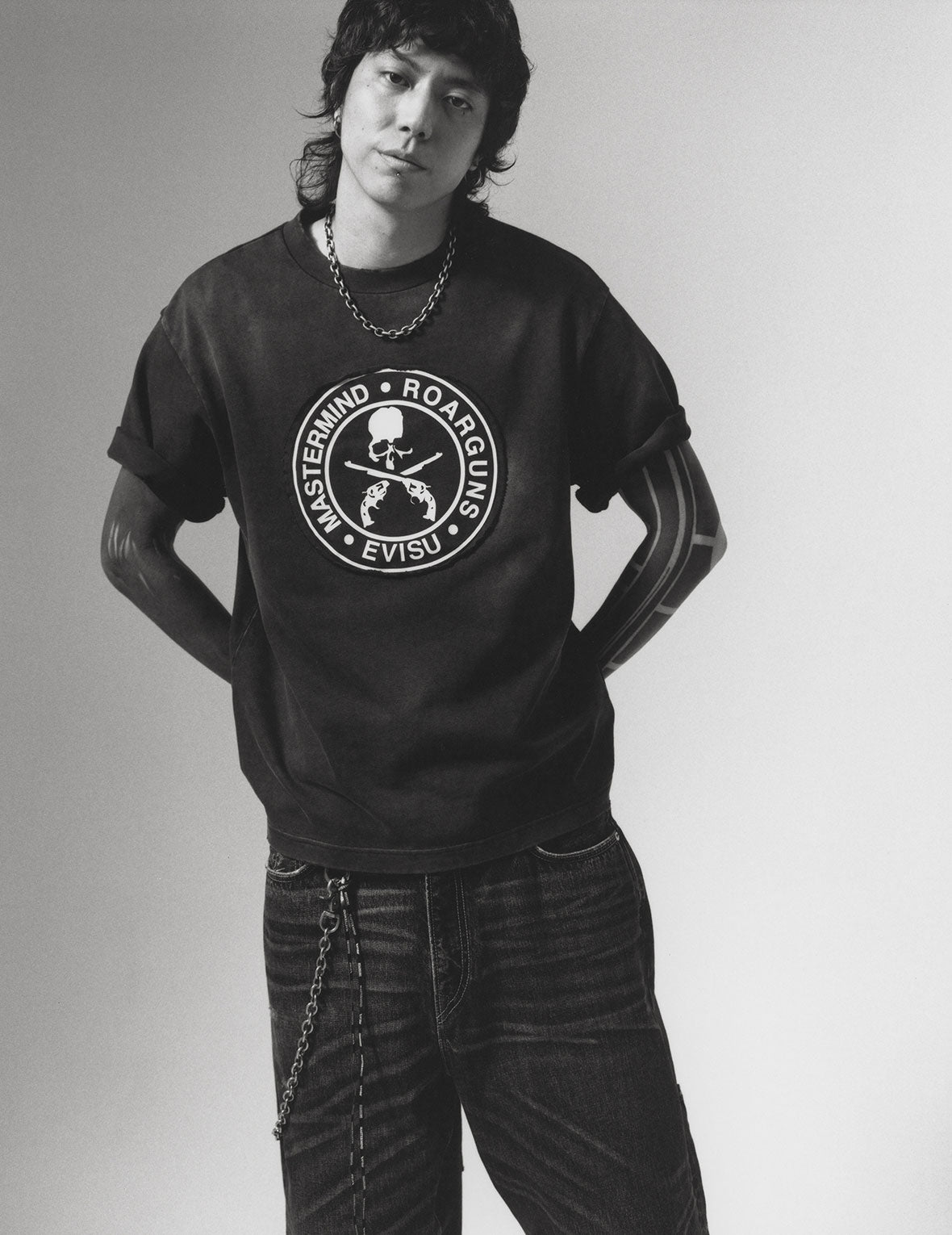 EVISU x mastermind JAPAN x roarguns 毛邊貼布大M短袖T恤