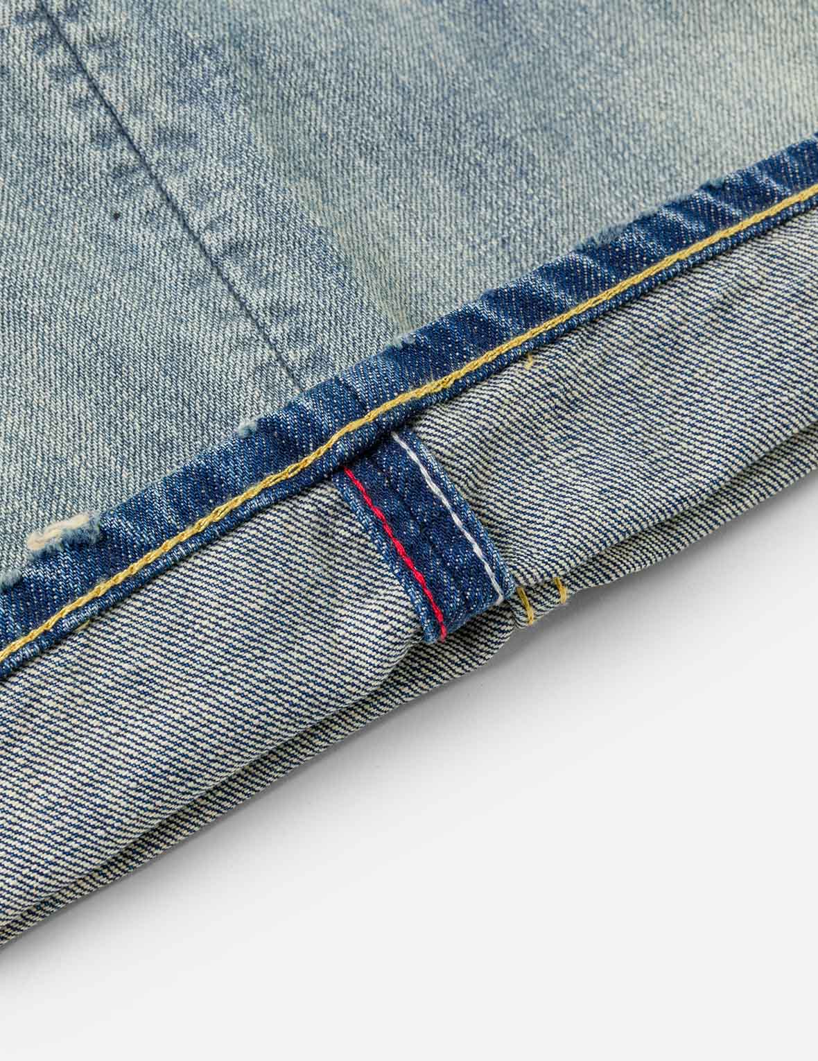 5-Pocket Distressed Jeans