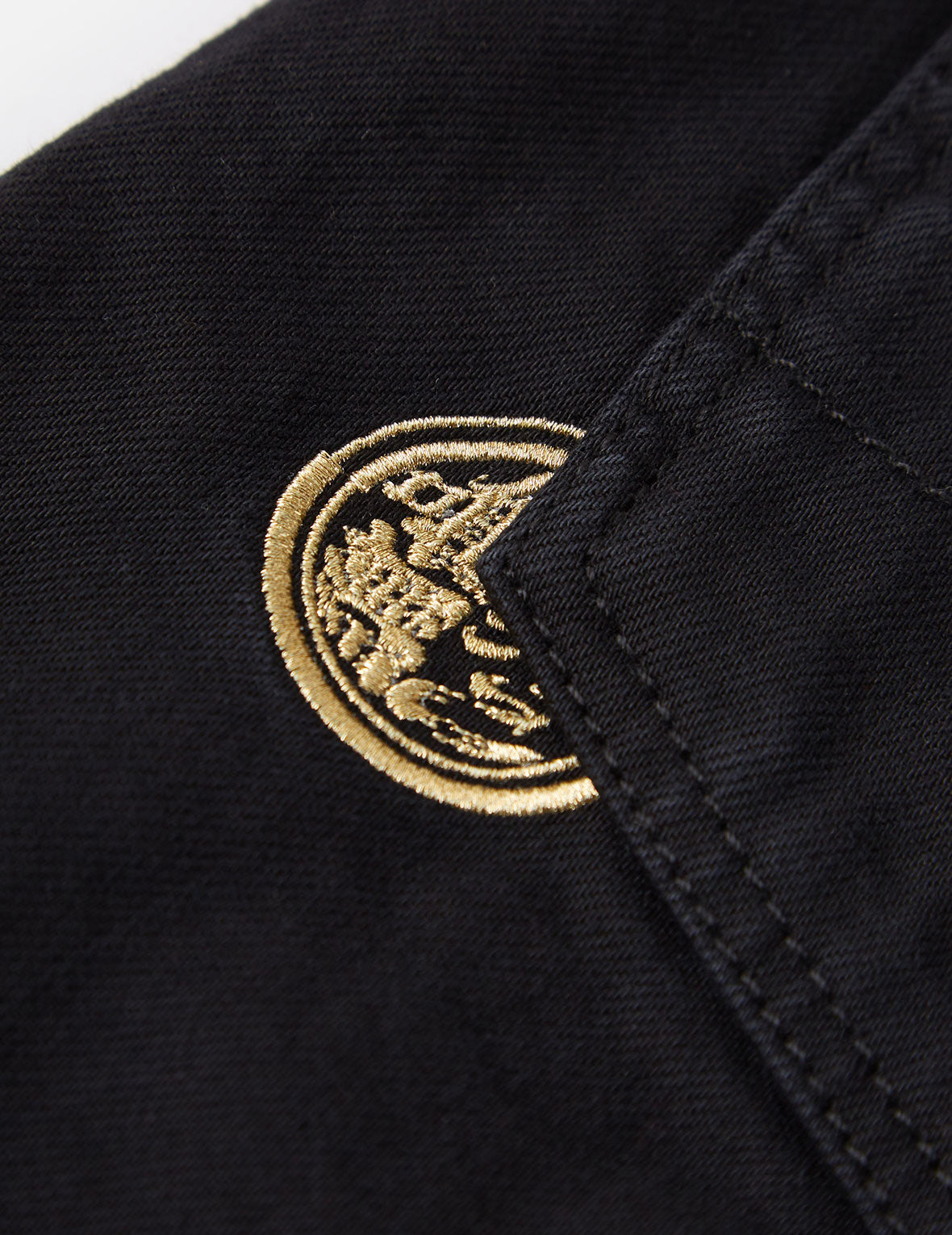 般若鬼頭刺繡牛仔短褲