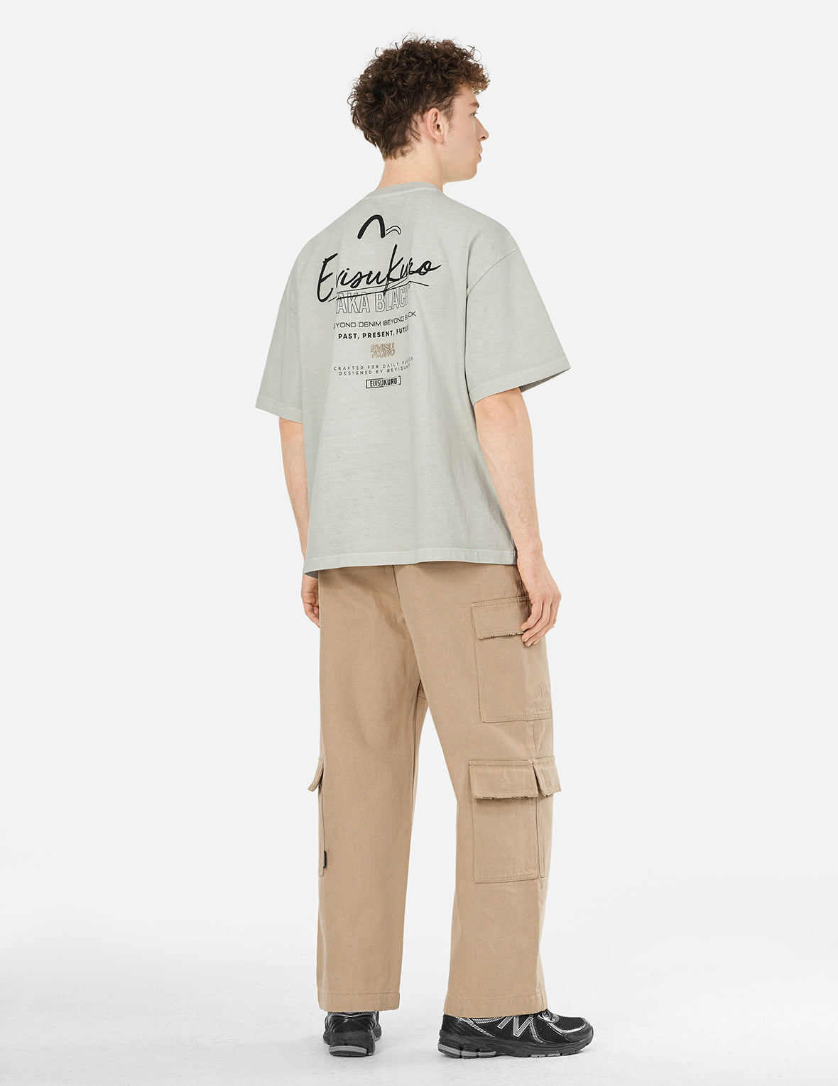 Seagull Embroidery and Logo Print Oversized T-shirt