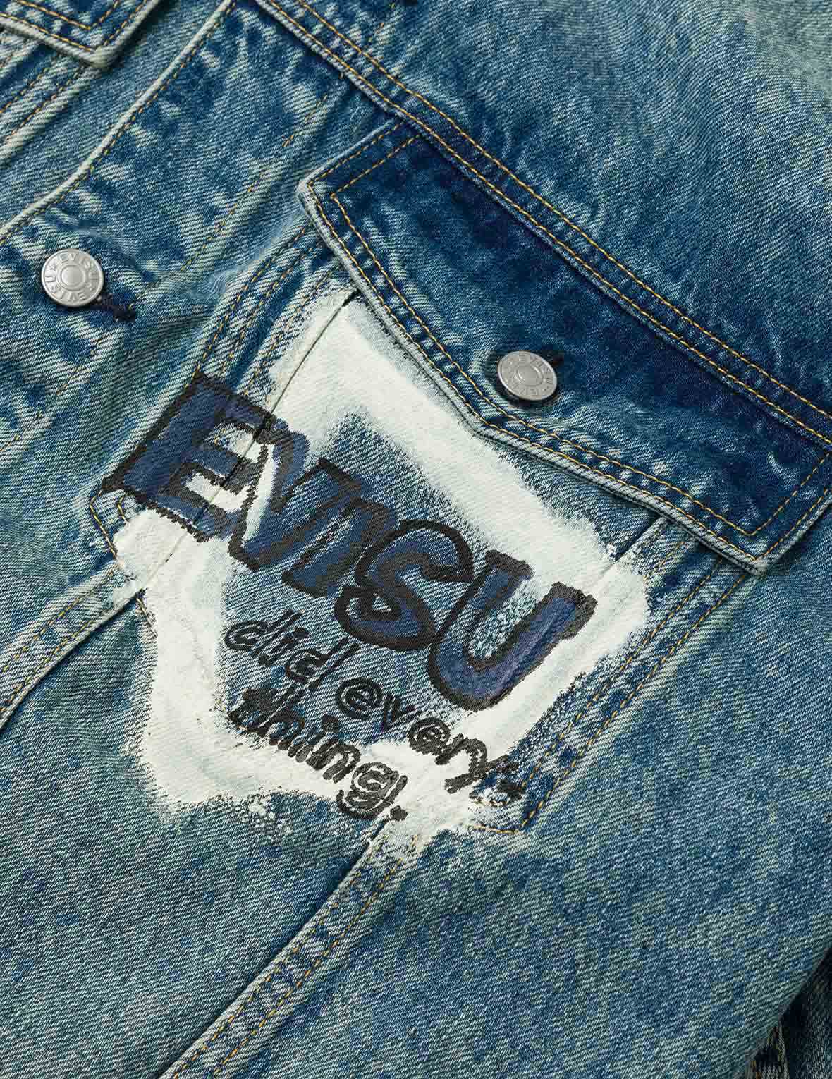 塗鴉印花常規版型牛仔外套