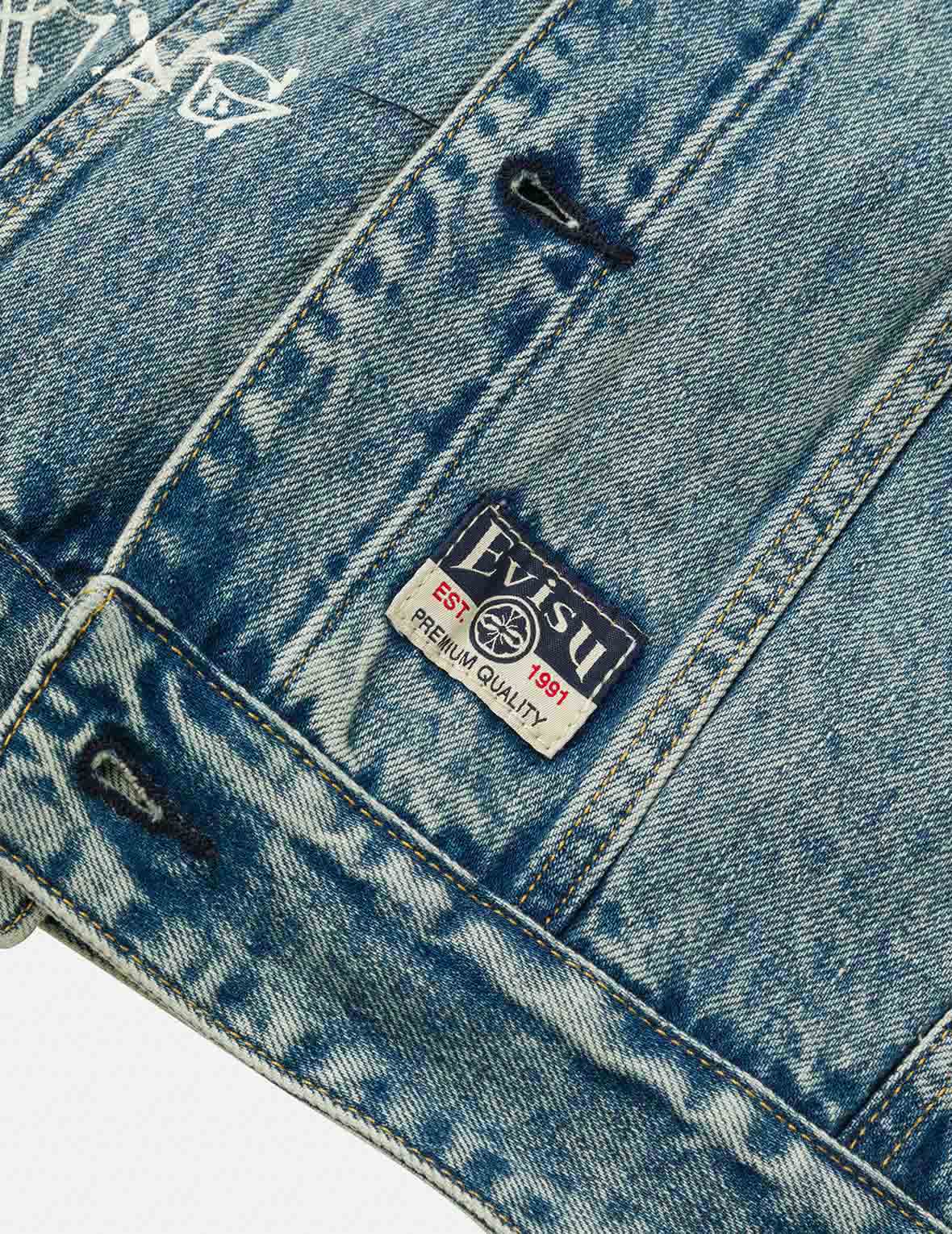 塗鴉印花常規版型牛仔外套