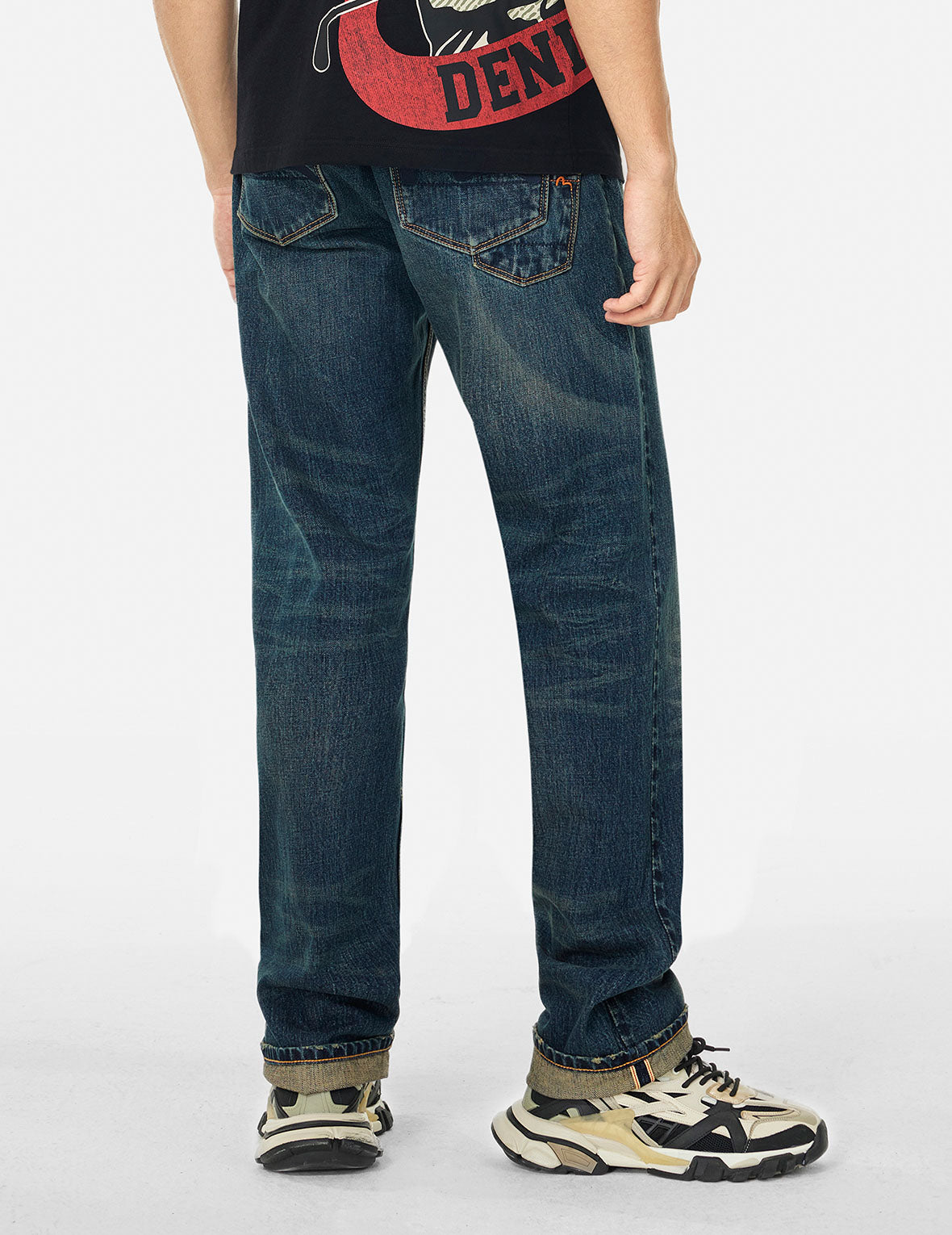 海鷗貼布刺繡水洗常規牛仔褲 #2000