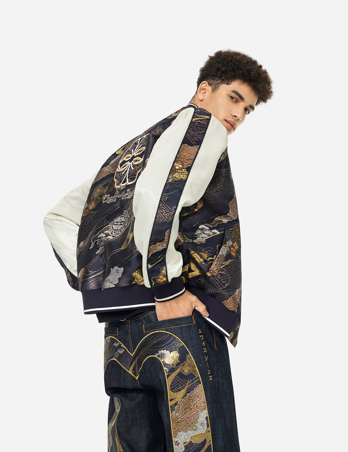 Kamon Brocade Appliqué Regular Fit Souvenior Jacket