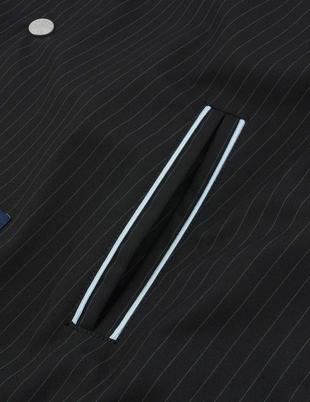 商標和口號刺繡常規版型直紋西裝教練外套