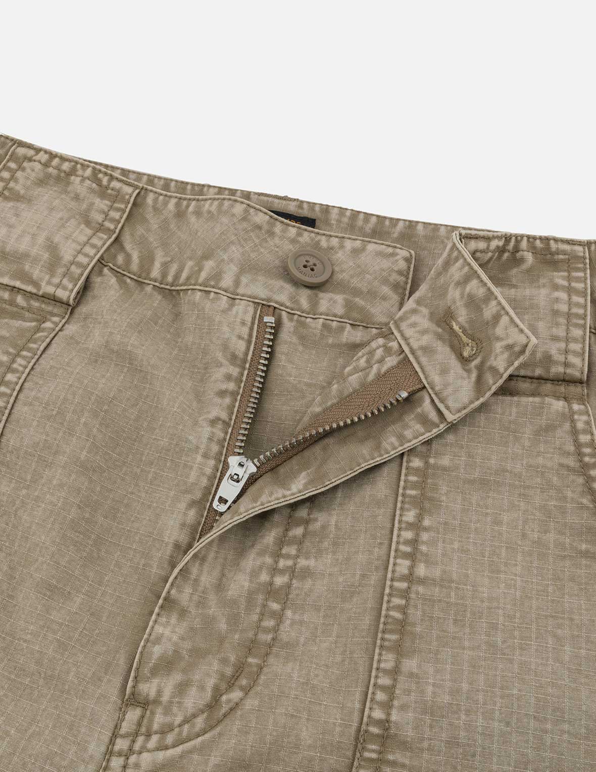 Seagull and Kamon Embroidery Straight Fit Woven Joggers
