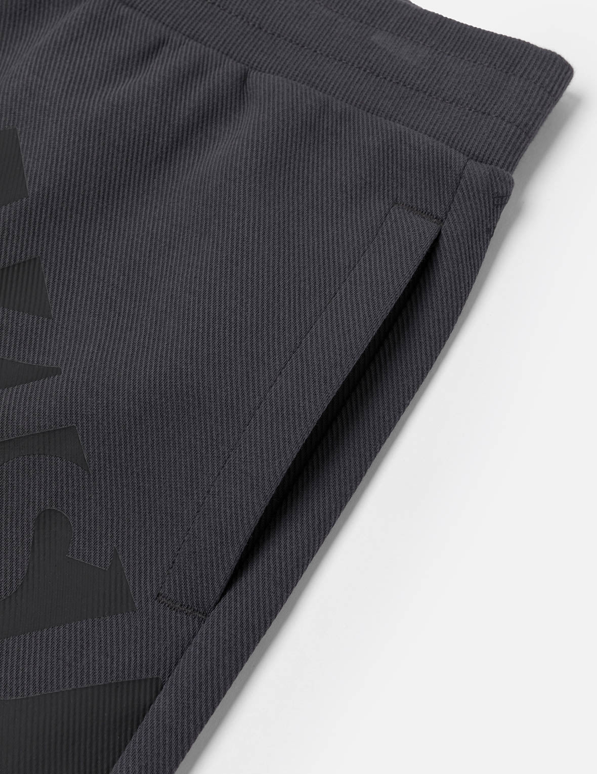 Allover Logo and Seagull Print Regular Fit Sweatshorts