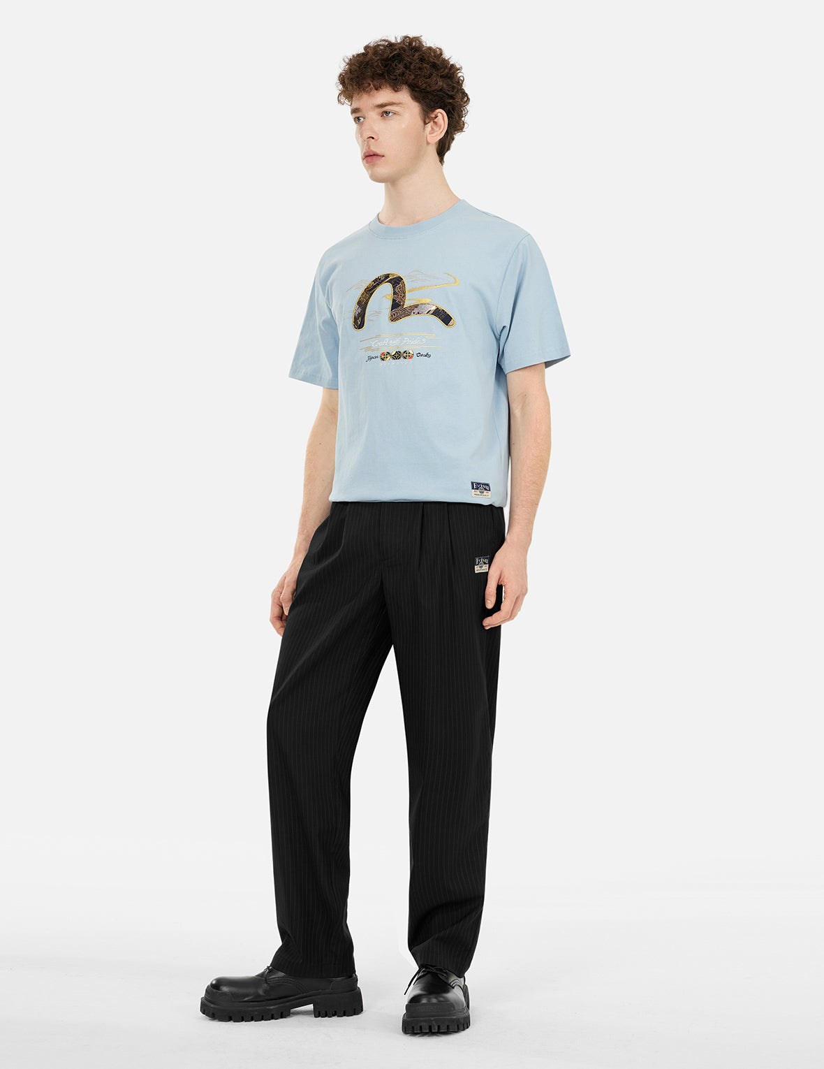 Brocade Seagull Appliqué Regular Fit T-shirt