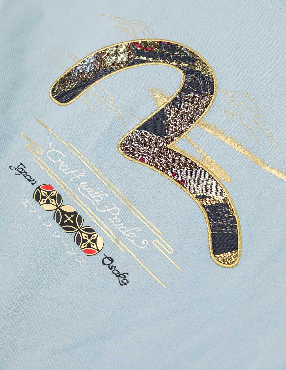Brocade Seagull Appliqué Regular Fit T-shirt