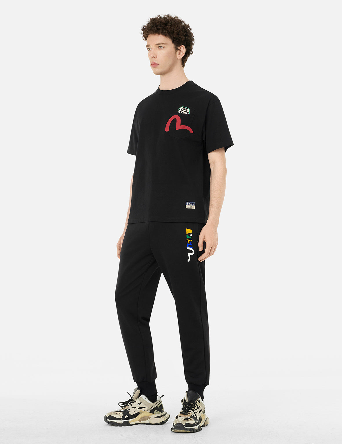 Multi-Pocket and Multi-Print Detail Relax Fit T-Shirt