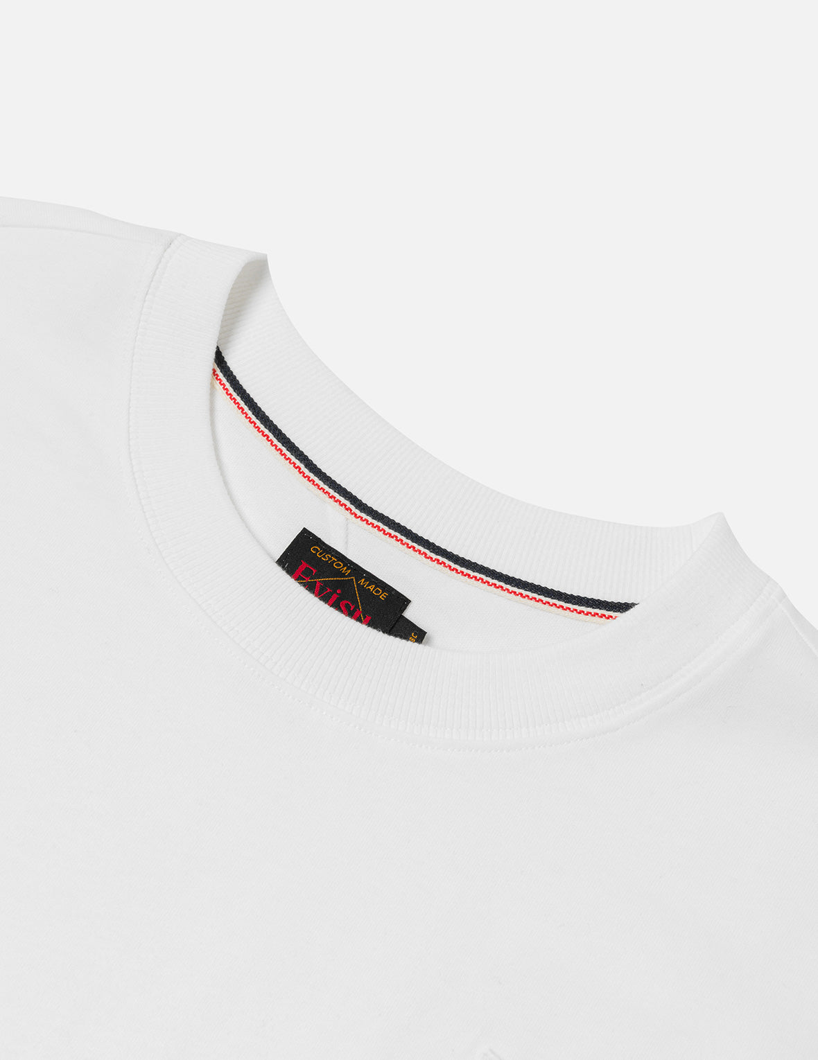 Multi-Pocket and Multi-Print Detail Relax Fit T-Shirt