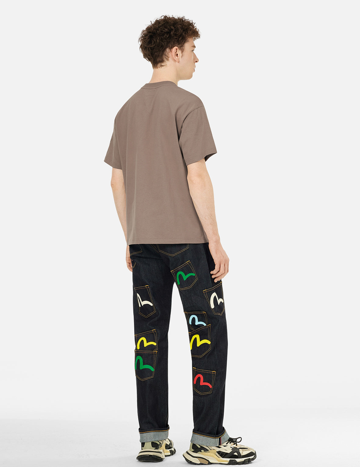 Daruma and Logo Embroidery Relax Fit T-shirt