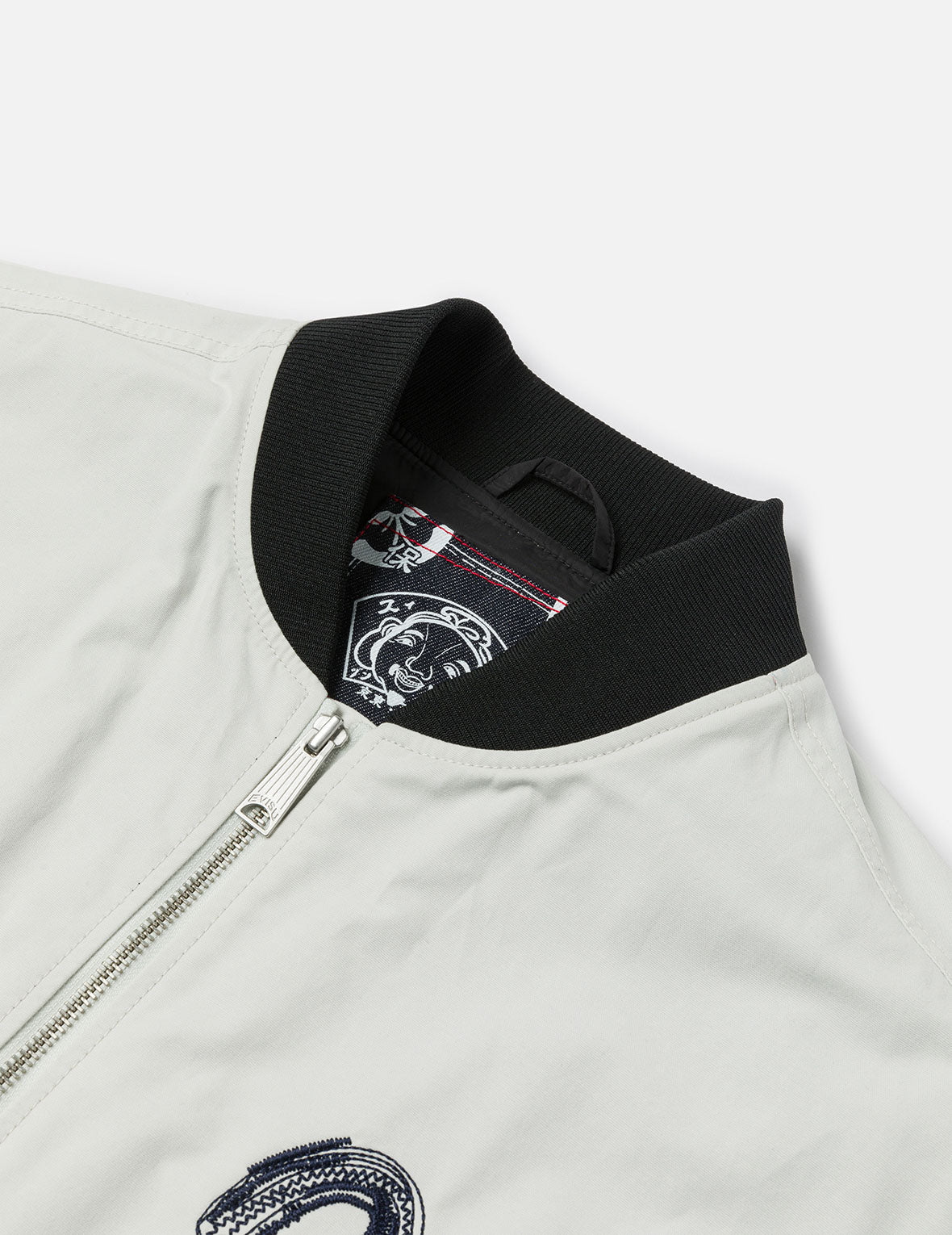 Artistic Logo Embroidery Fashion Fit Vest Jacket