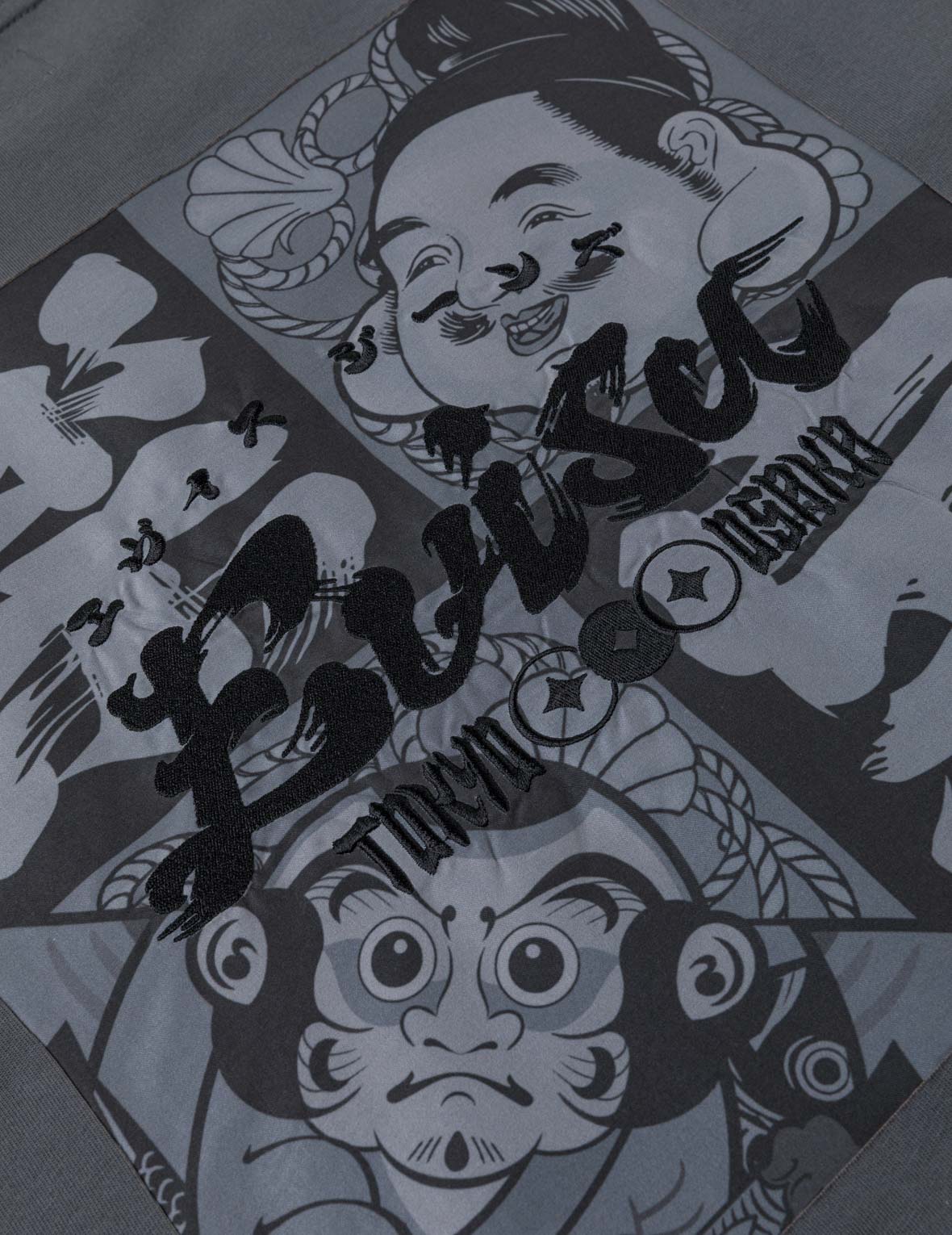 Godhead and Kite Daruma Kerchief Print T-shirt