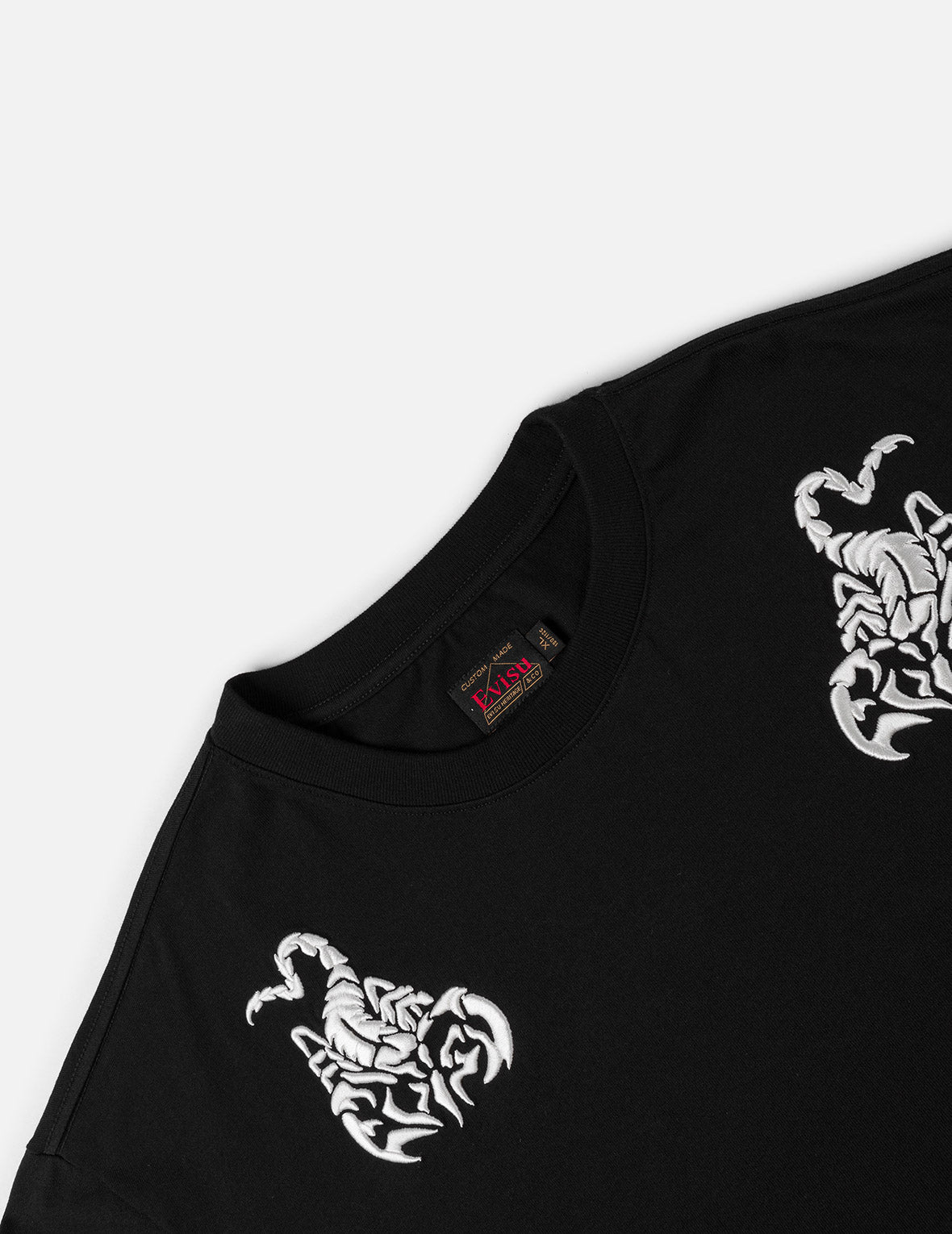 Duo Scorpio Embroidery T-shirt