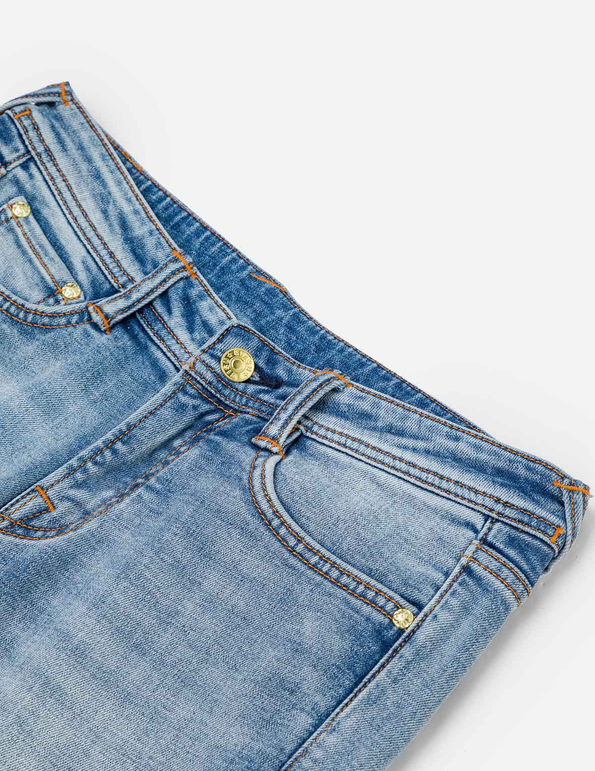 水洗海鷗與圖騰刺繡喇叭褲牛仔褲