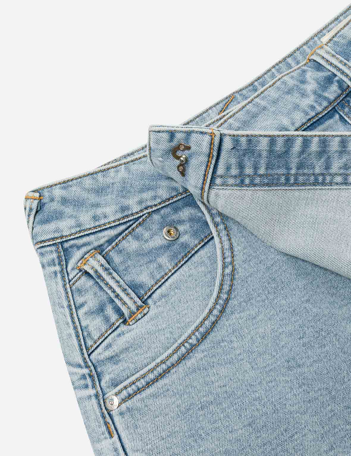 Kamon and Logo Embroidery Regular Fit Denim Skorts