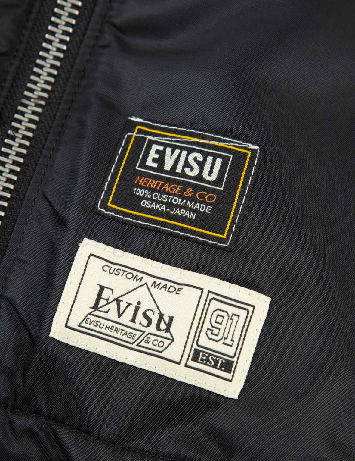 佛頭徽章與格言刺繡夾克