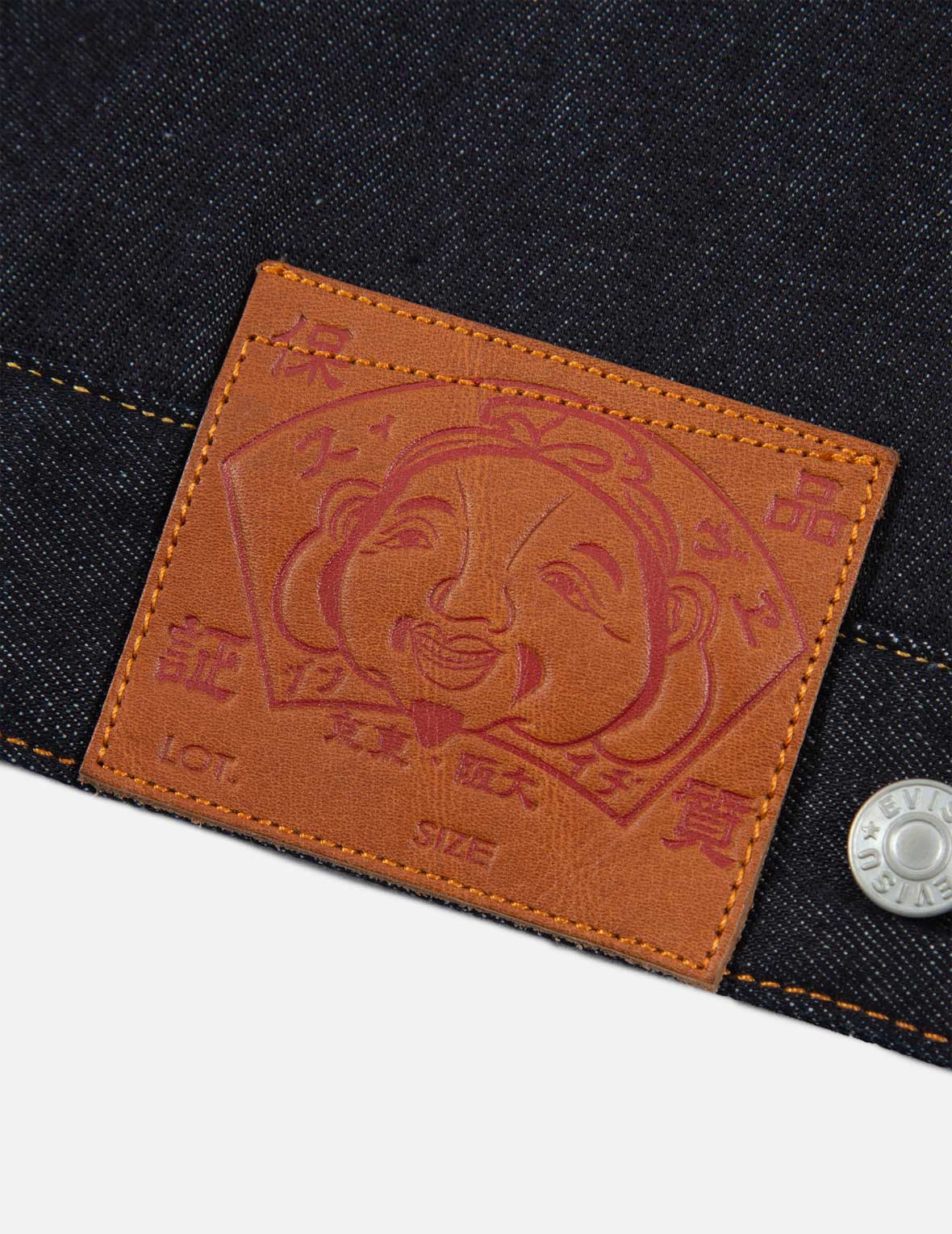 錦鯉圖案家花及商標刺繡牛仔外套
