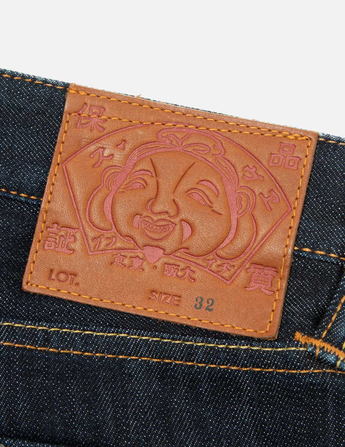 熱燙石鏤空海鷗時尚版型牛仔褲