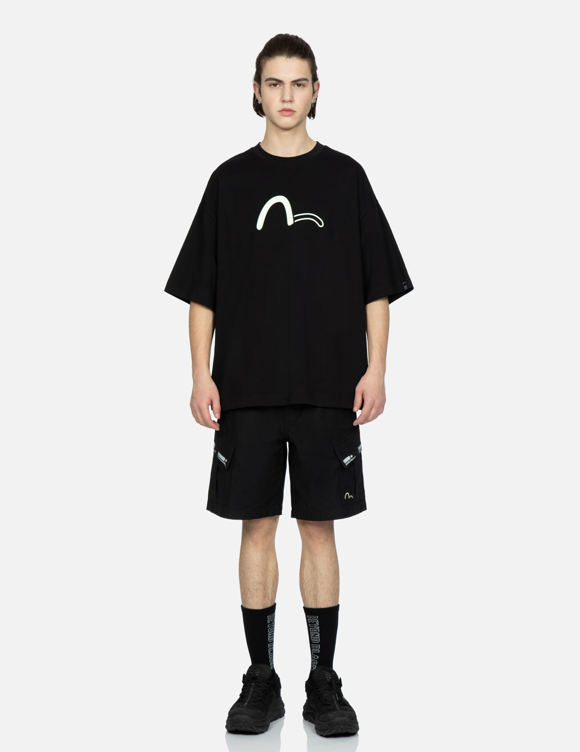 商標標籤貼佈工裝短褲