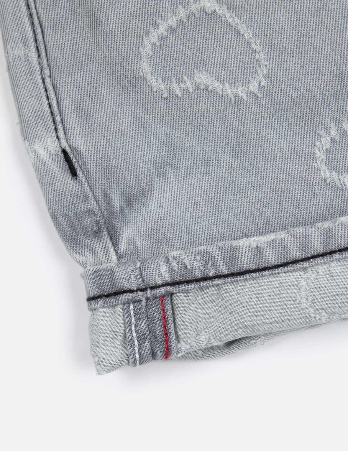 Seagull Embroidery and Allover Heart Fashion fit Denim Shorts