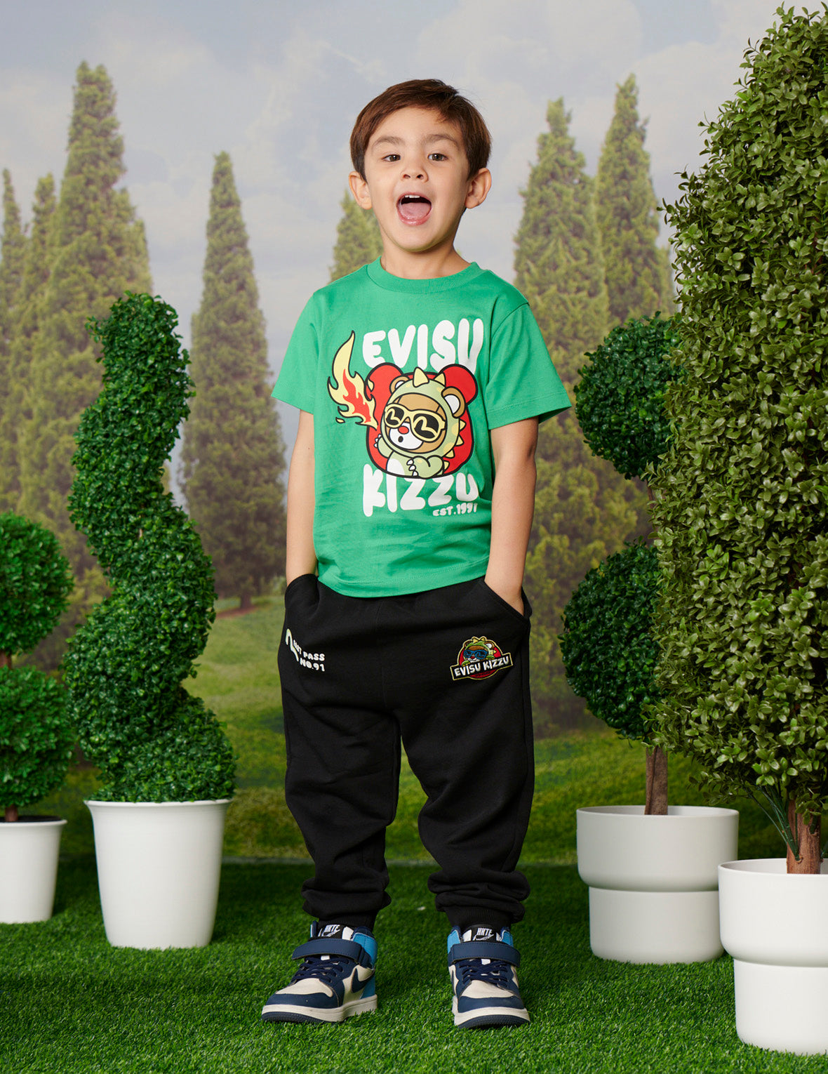 Eruptive Dinosaur Bear print Regular Fit T-shirt