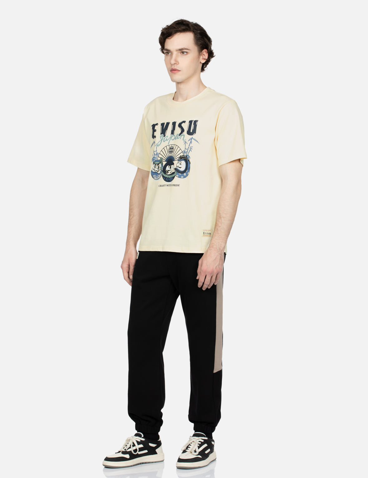 Kumadori Daruma Print Regular Fit T-shirt
