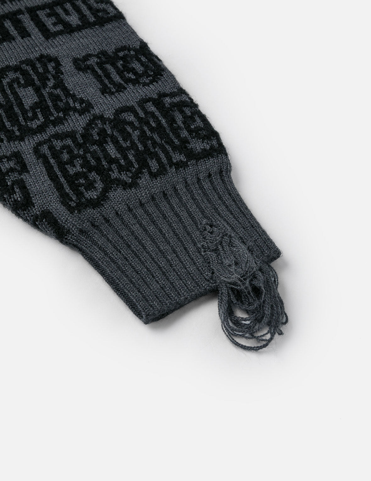 滿地圖案提花超寬版針織衫