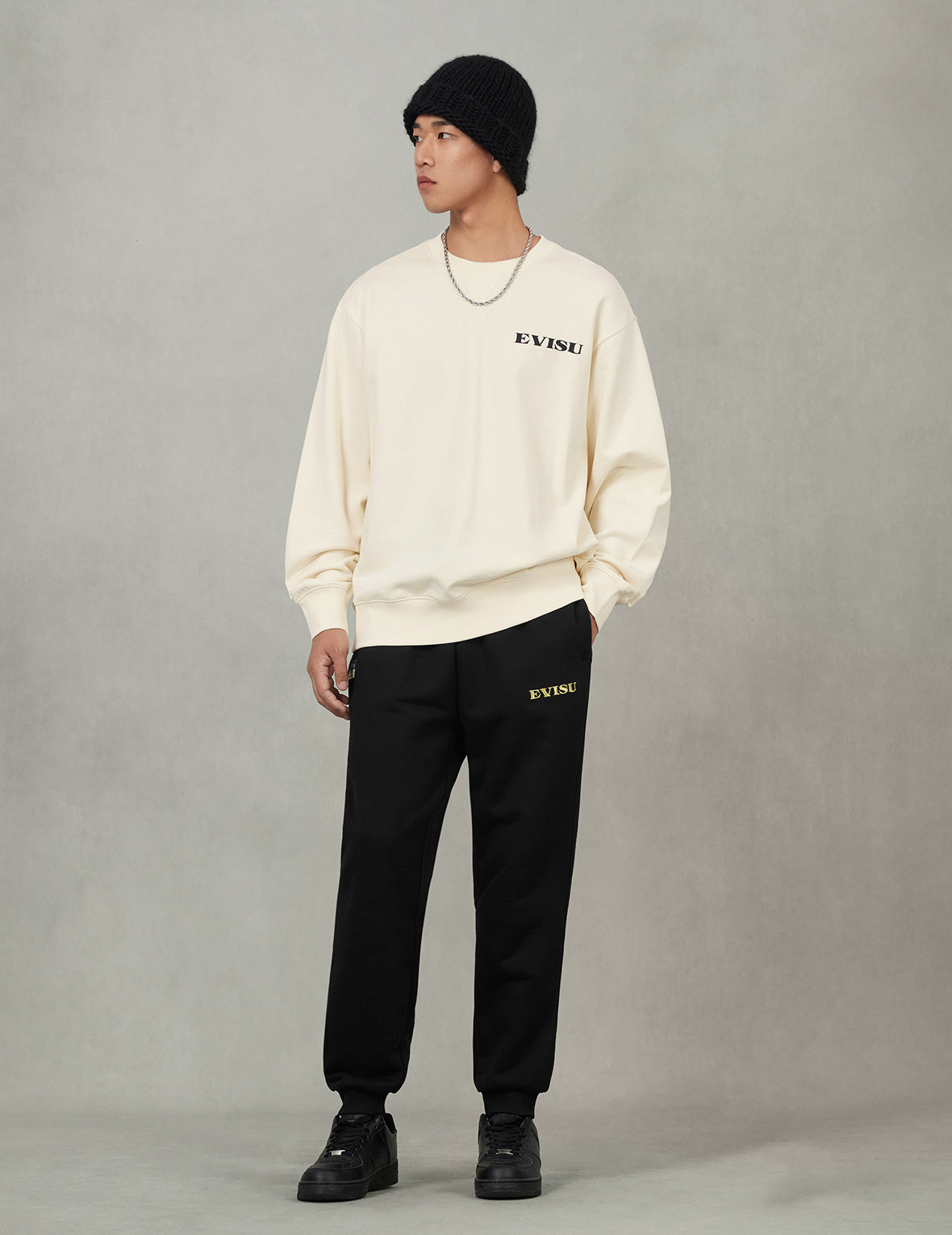 海鷗織錦貼布寬版休閒衛衣