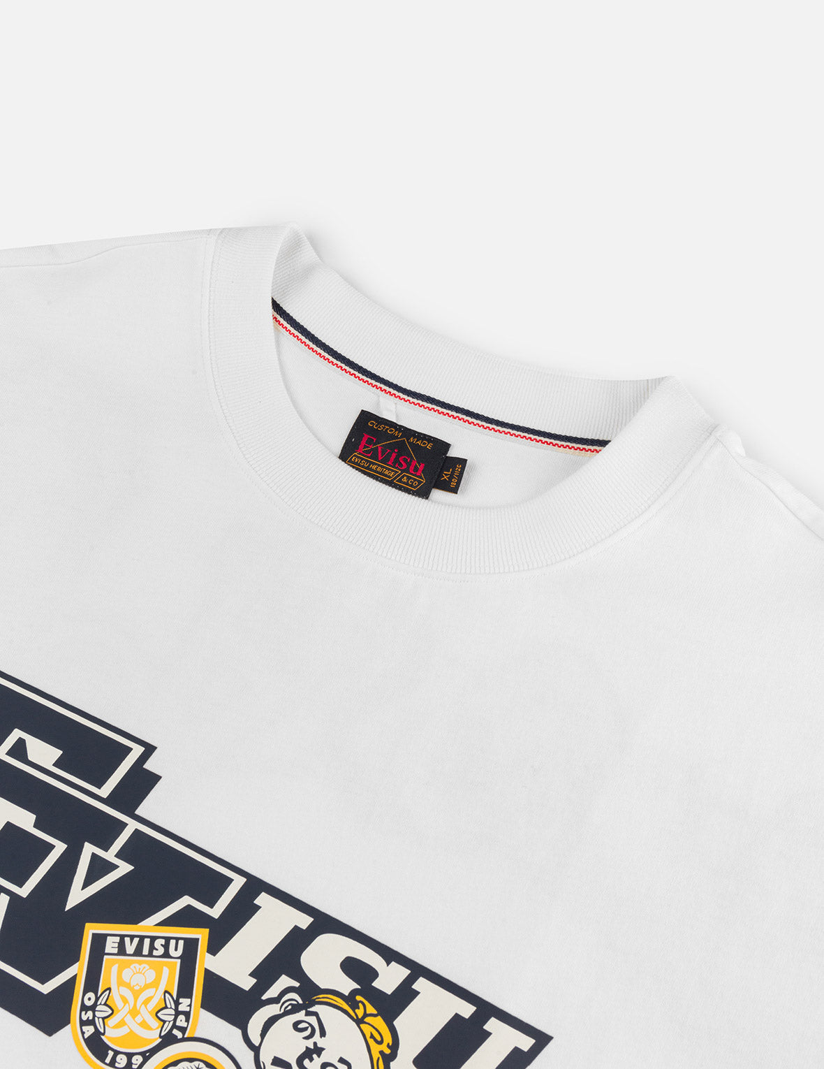 文字繪佛頭與智慧之輪標籤大M印花寬版休閒T恤