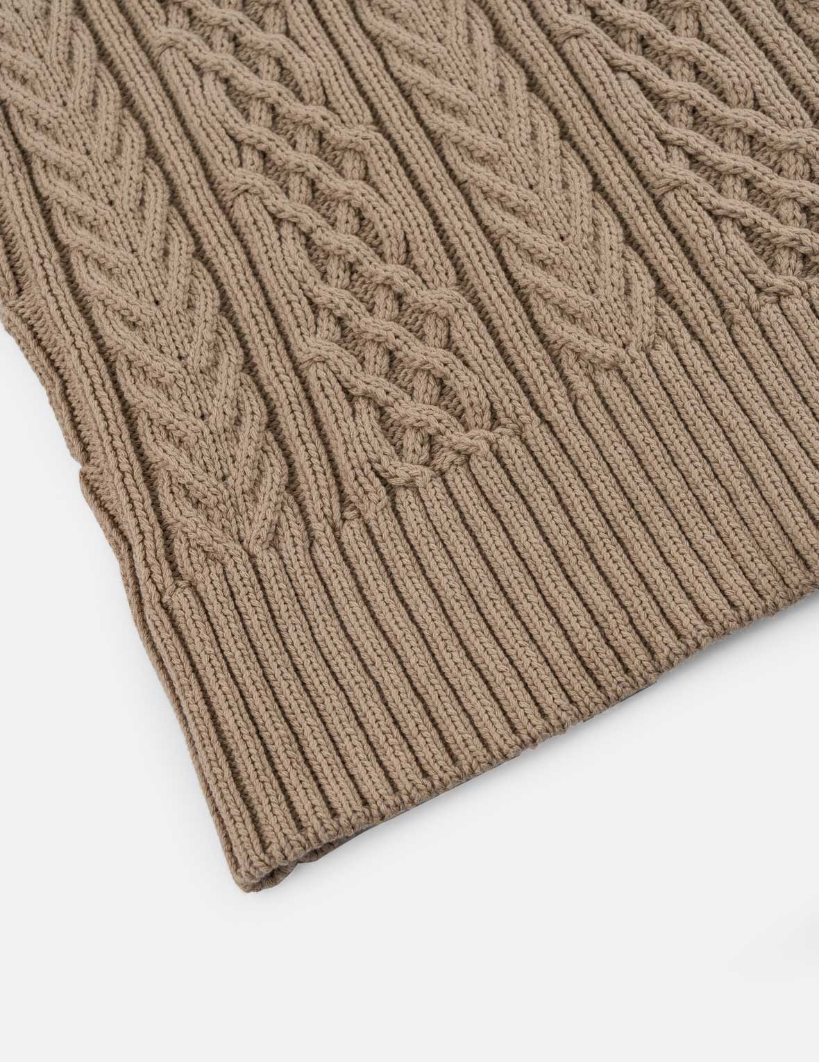 Seagull Cable Knit Pullover